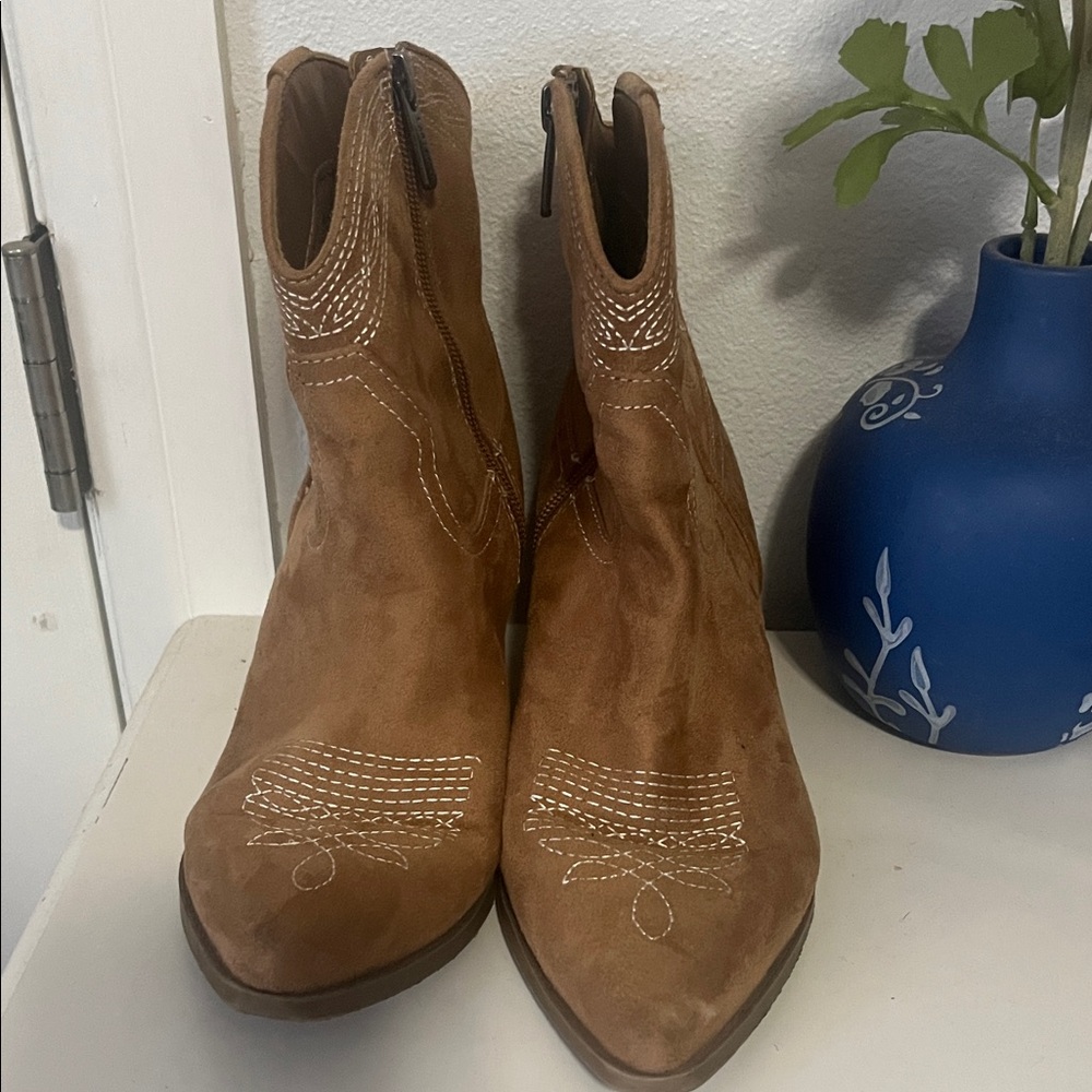 Índigo Rd. Classic Brown Women's Suede like Ankle Boots - Western Stitch Detail